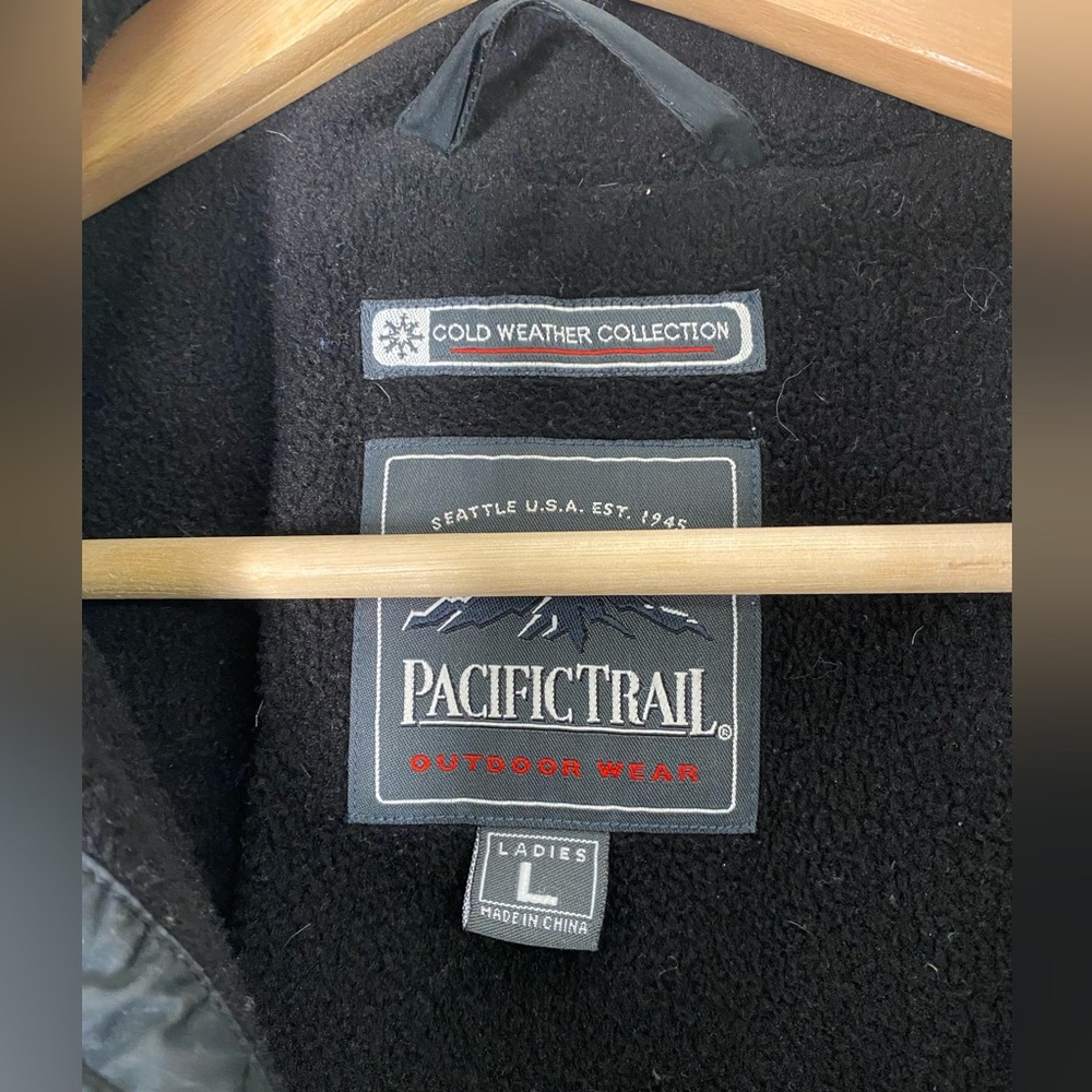 Pacific Trail Women’s Down Puffy Coat, Size L - Picture 4 of 6